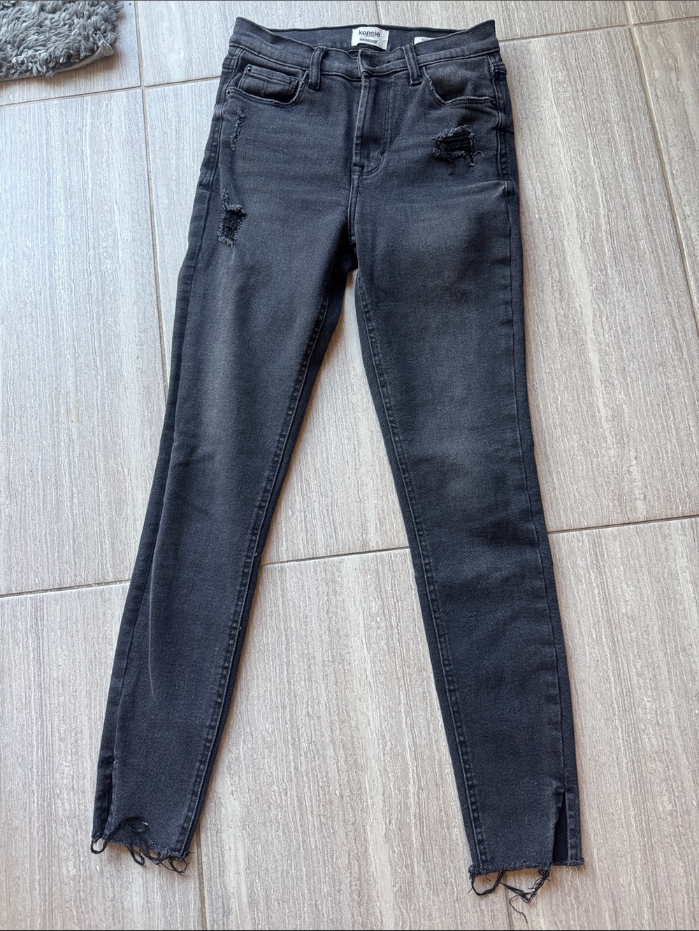 Kensie Black Distressed High-Rise Skinny Jeans with Frayed Hem